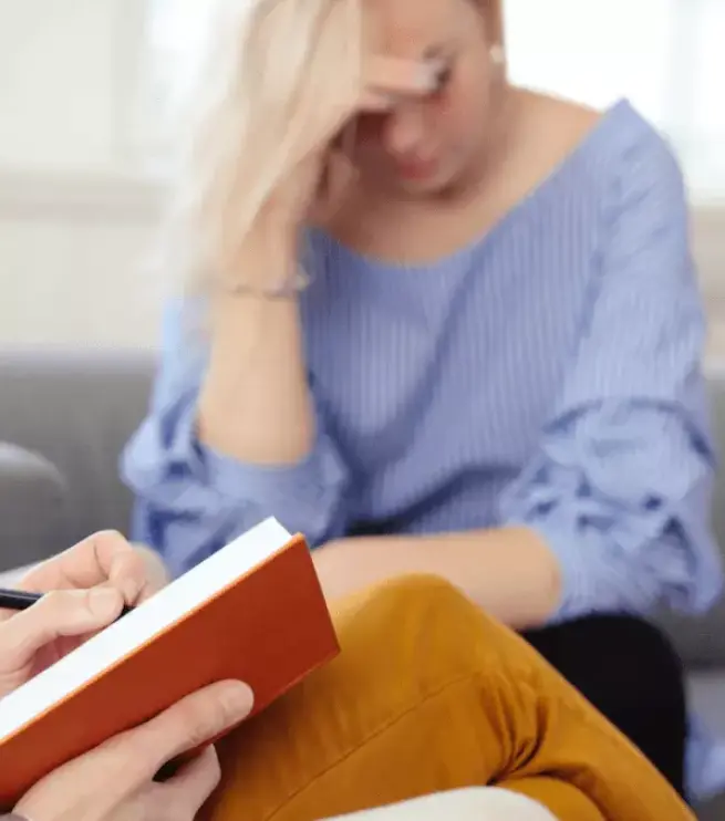 врач со стетоскопом